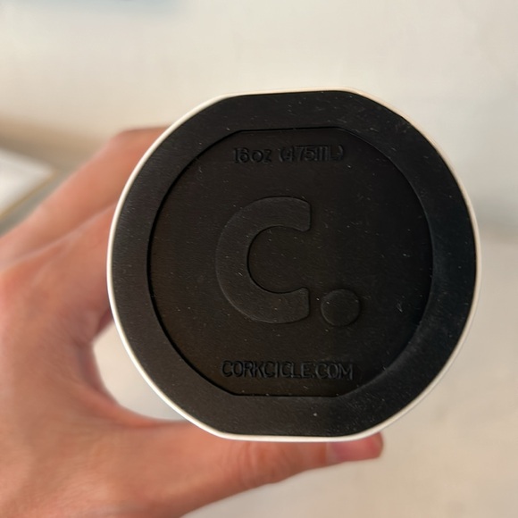 Barry’s x Corkcicle 16 oz water bottle. New - Picture 3 of 3